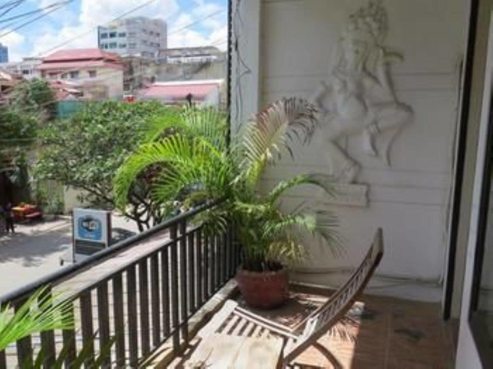 Goldie Guesthouse Phnom Penh Eksteriør bilde